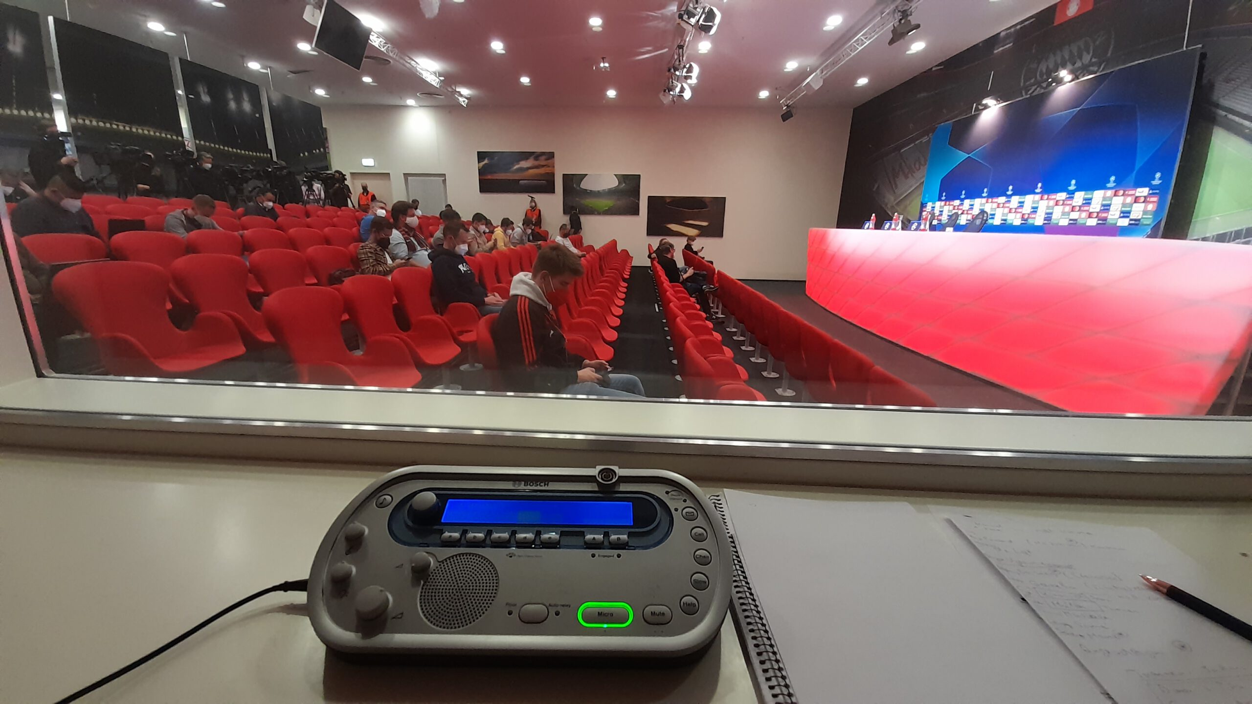 Pressekonferenz - Champions League - Bayern München x Viktoria Pilsen - Vor dem Spiel Pressekonferenz - Champions League - Bayern München x Viktoria Pilsen - Vor dem Spiel